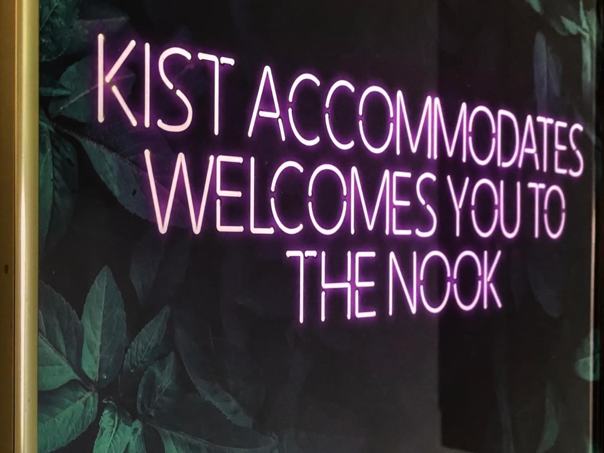 The Nook - A Modern 2 Bedroom Loft With Parking リポン エクステリア 写真